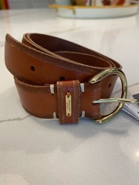 Abercrombie || Cognac Brown Leather Belt with Gold Buckle